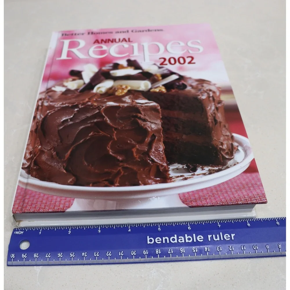 Better Homes and Gardens Annual Recipes 2002 Hardcover Cookbook Illustrated